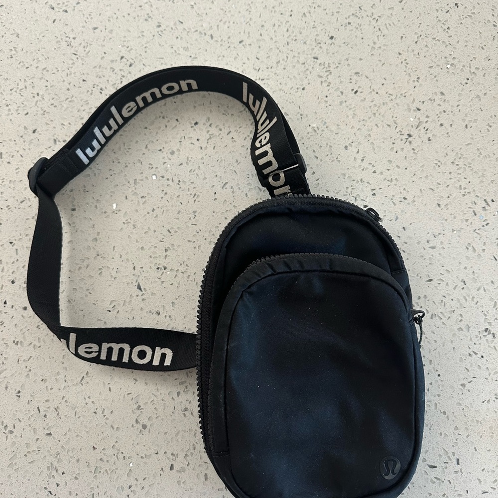 Lululemon Athletica Black Belt Bag Functional and Stylish